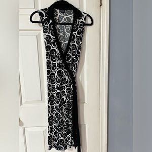Classic wrap dress from Joyce Leslie .Size small